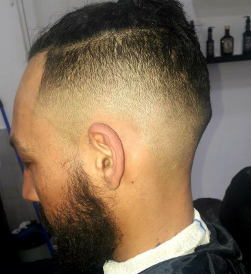 Gentlemen's Barber Shop-img-2